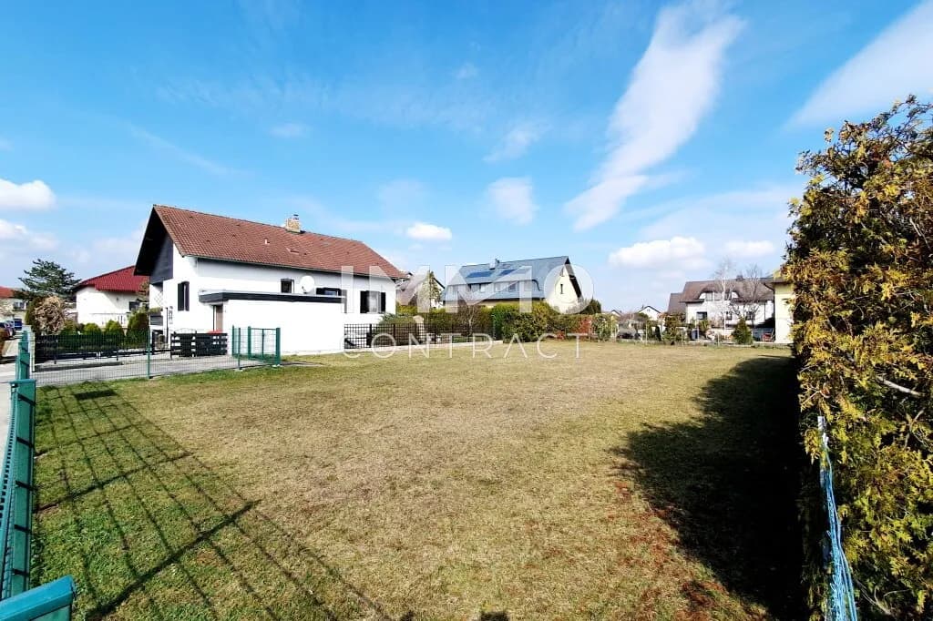 Grundstück kaufen in Baden – 762 m², € 500.000