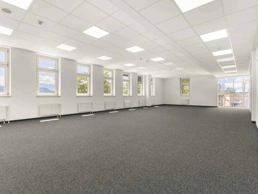 Gewerbeimmobilie mieten in Klagenfurt – 350 m², € 16