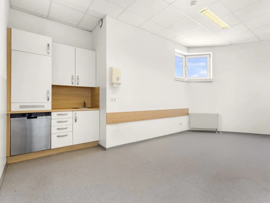 Gewerbeimmobilie mieten in Klagenfurt – 350 m², € 16 – Bild 7 von 17