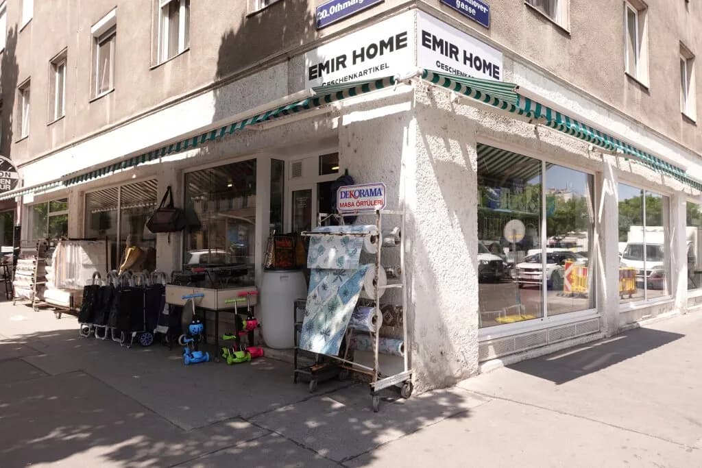 Gewerbeimmobilie kaufen in Wien – 268 m², € 648.000 – Bild 2 von 5