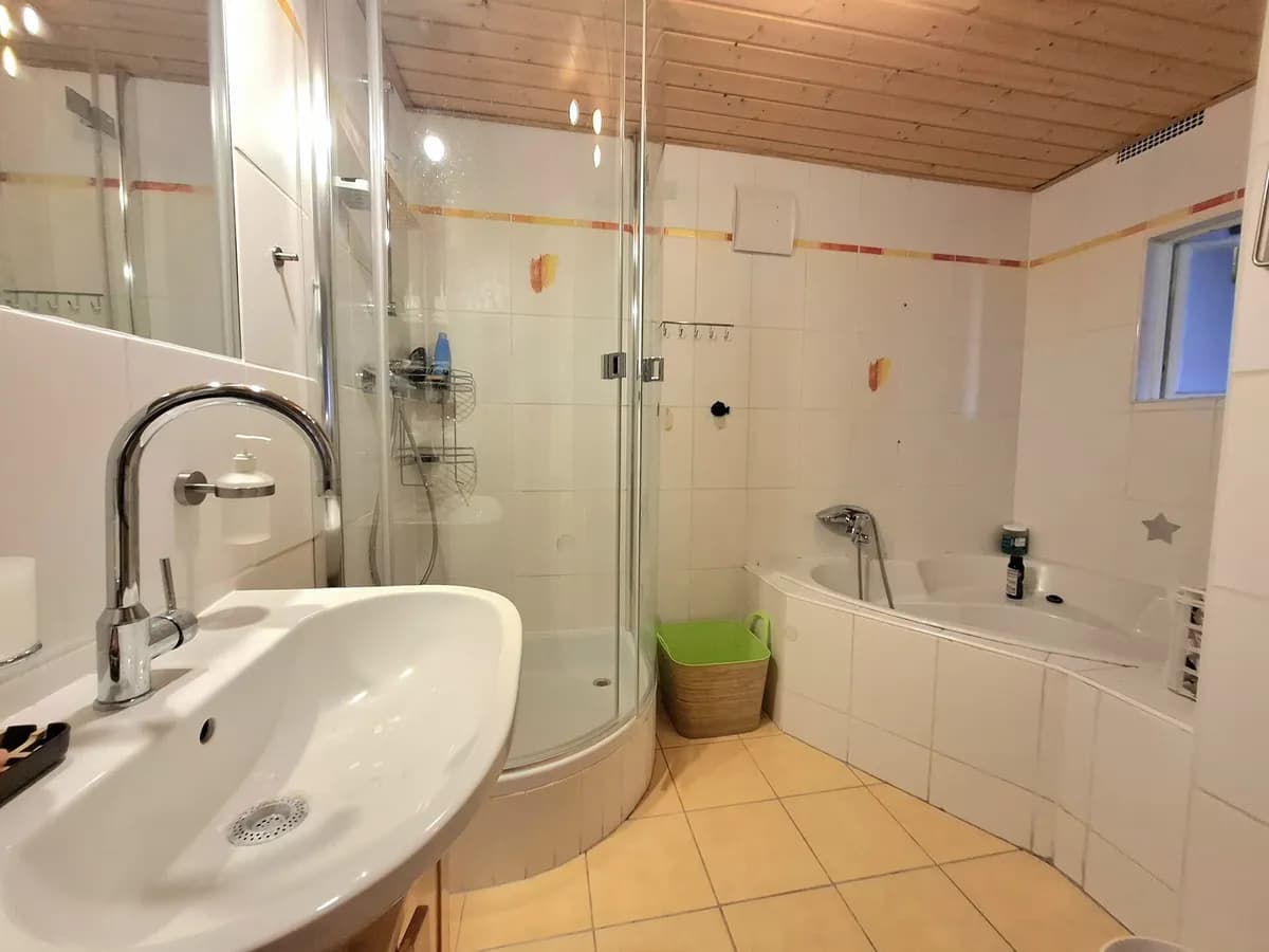 5-Zimmer-Haus kaufen in Neunkirchen – 220 m², € 498.000 – Bild 30 von 43