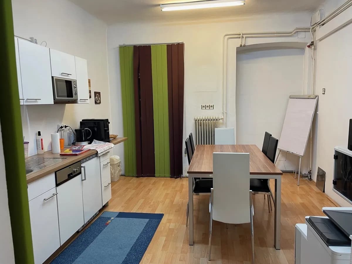 4-Zimmer-Gewerbeimmobilie mieten in Mödling – 100 m², € 1.881 – Bild 7 von 14