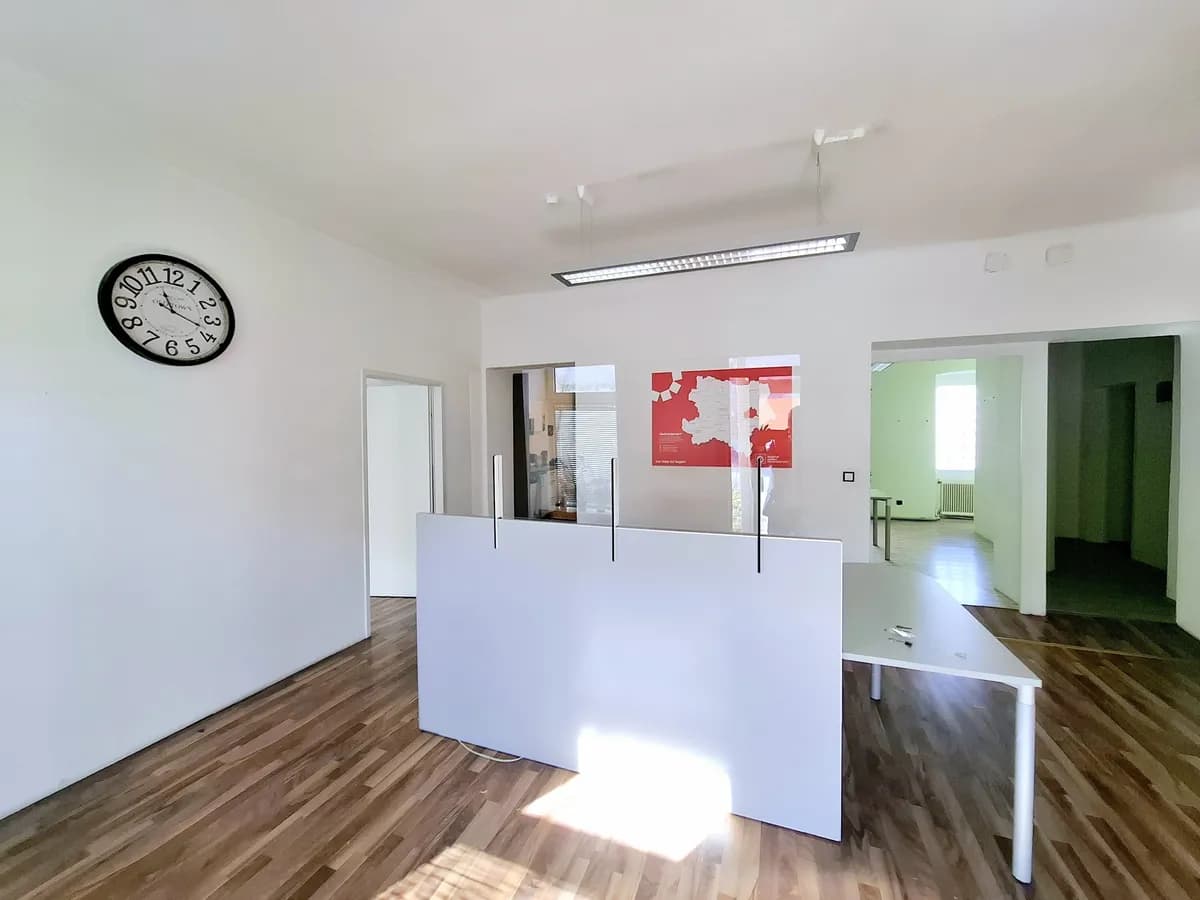 4-Zimmer-Gewerbeimmobilie mieten in Mödling – 100 m², € 1.881 – Bild 12 von 14
