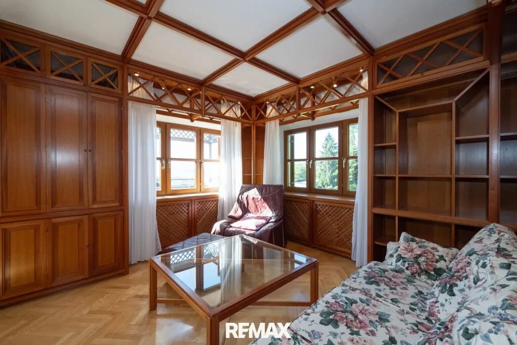 9-Zimmer-Haus mieten in Vöcklabruck – 210 m², € 2.920 – Bild 9 von 21