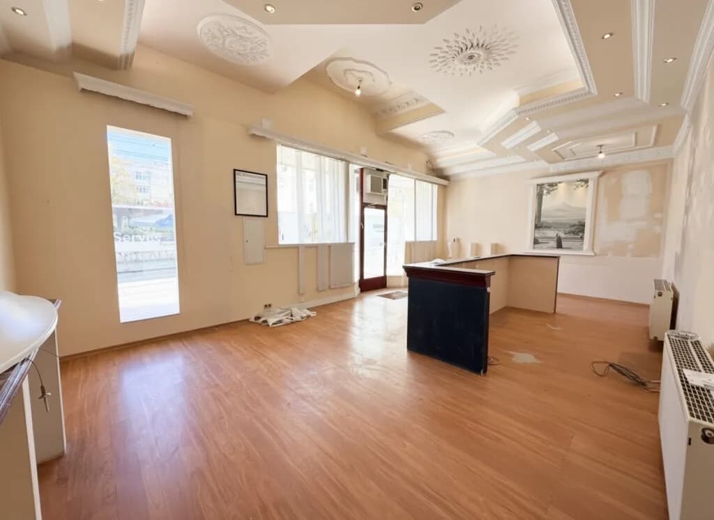6-Zimmer-Gewerbeimmobilie mieten in Wien – 239 m², € 2.381 – Bild 2 von 9