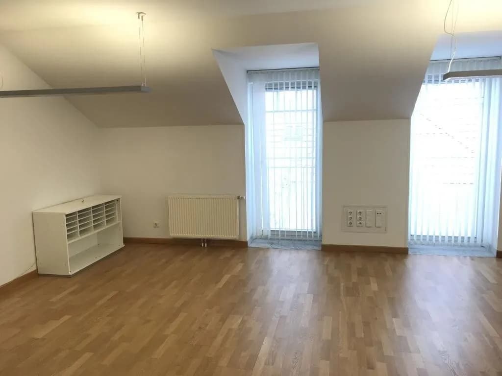 7-Zimmer-Gewerbeimmobilie mieten in Wien – 249 m², € 4.908 – Bild 18 von 28