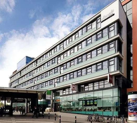 Gewerbeimmobilie mieten in Wien – 976 m², € 16