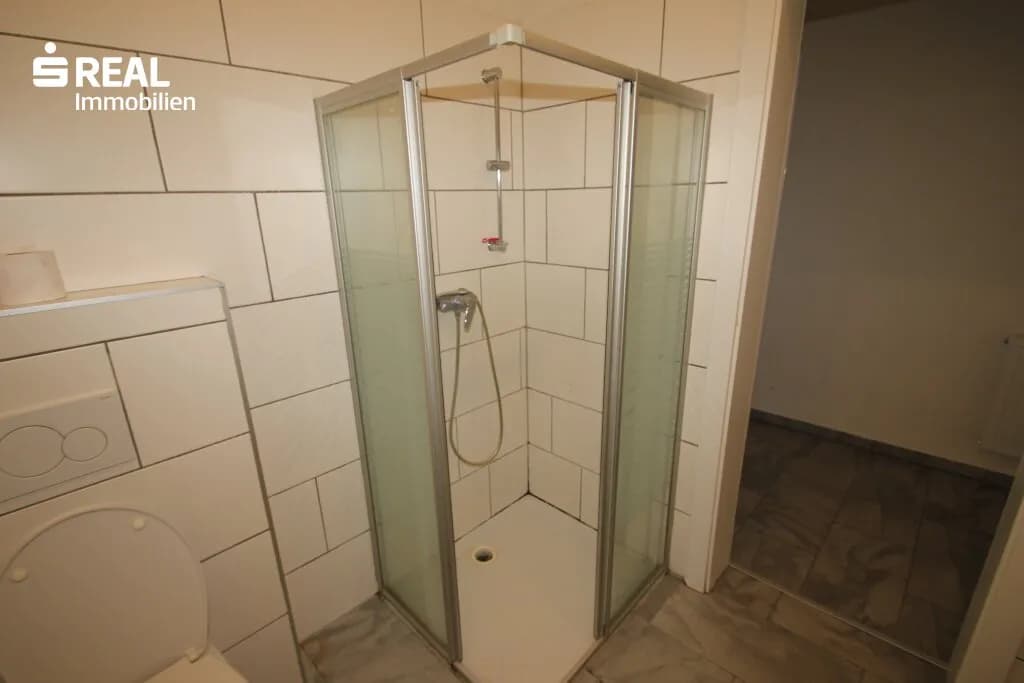 9-Zimmer-Immobilie kaufen in Amstetten – 217,97 m², € 330.000 – Bild 11 von 20
