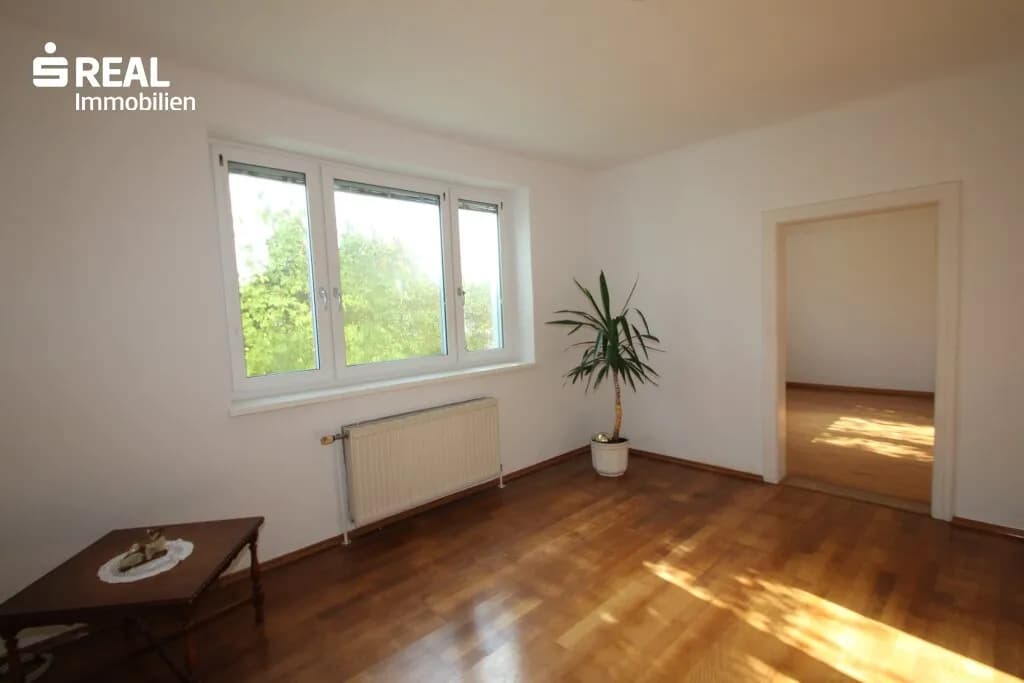 5-Zimmer-Gewerbeimmobilie mieten in Amstetten – 86 m², € 900 – Bild 2 von 8