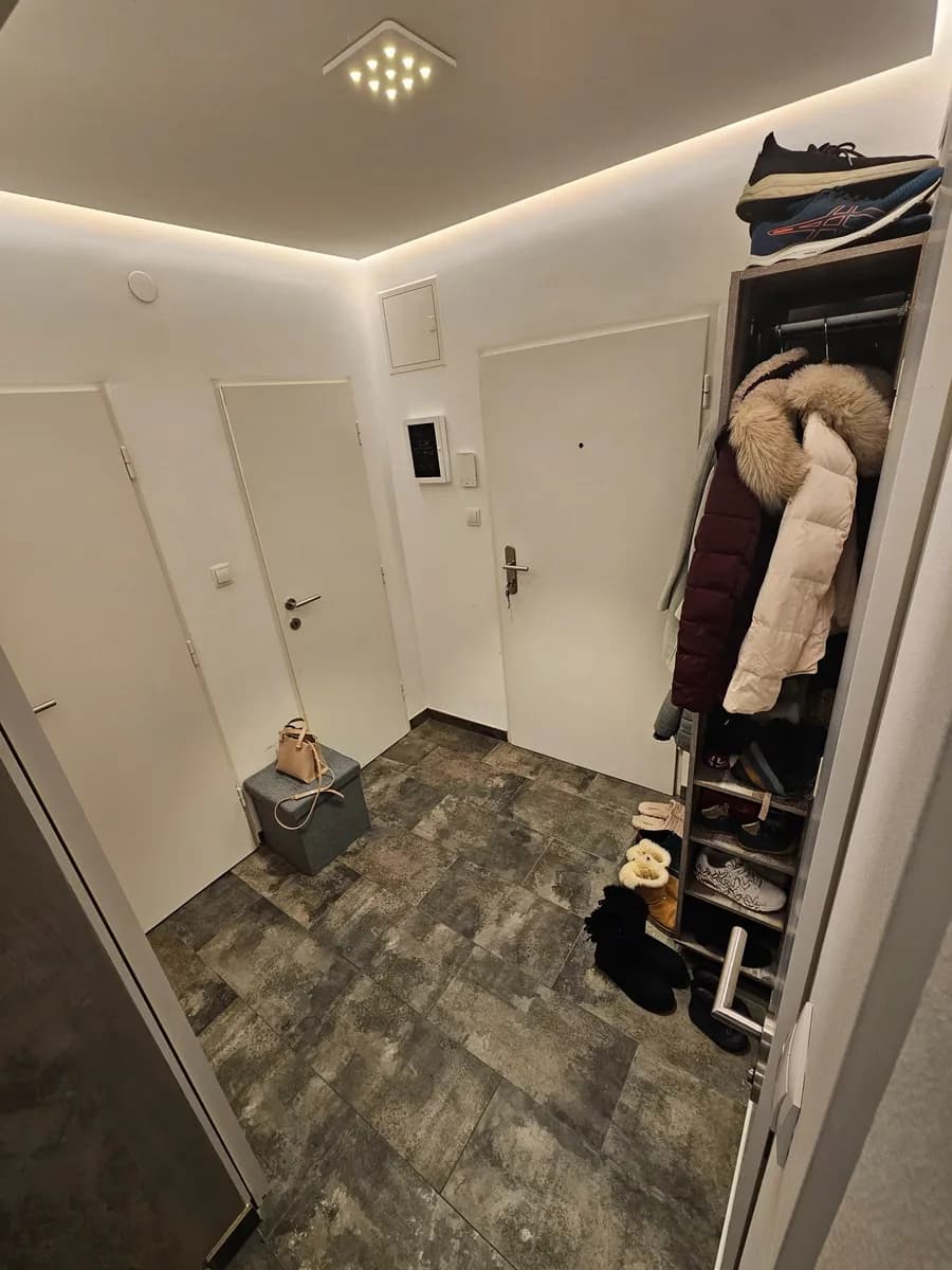 2-Zimmer-Wohnung kaufen in Wels – 67 m², € 163.000 – Bild 3 von 6