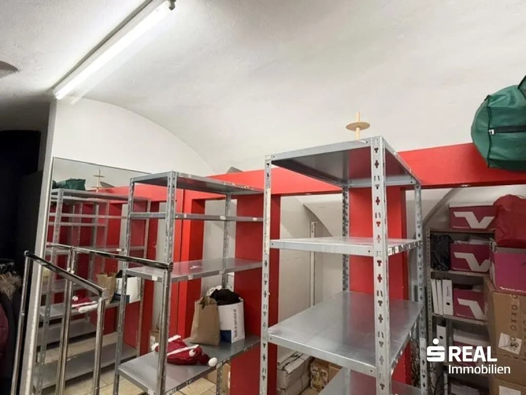 Gewerbeimmobilie mieten in Wels – 220 m², € 2.490 – Bild 7 von 7