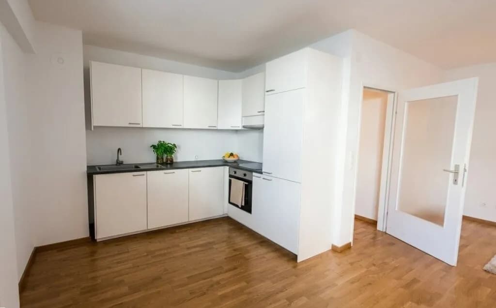 3-Zimmer-Wohnung mieten in Wien – 76,09 m², € 1.244