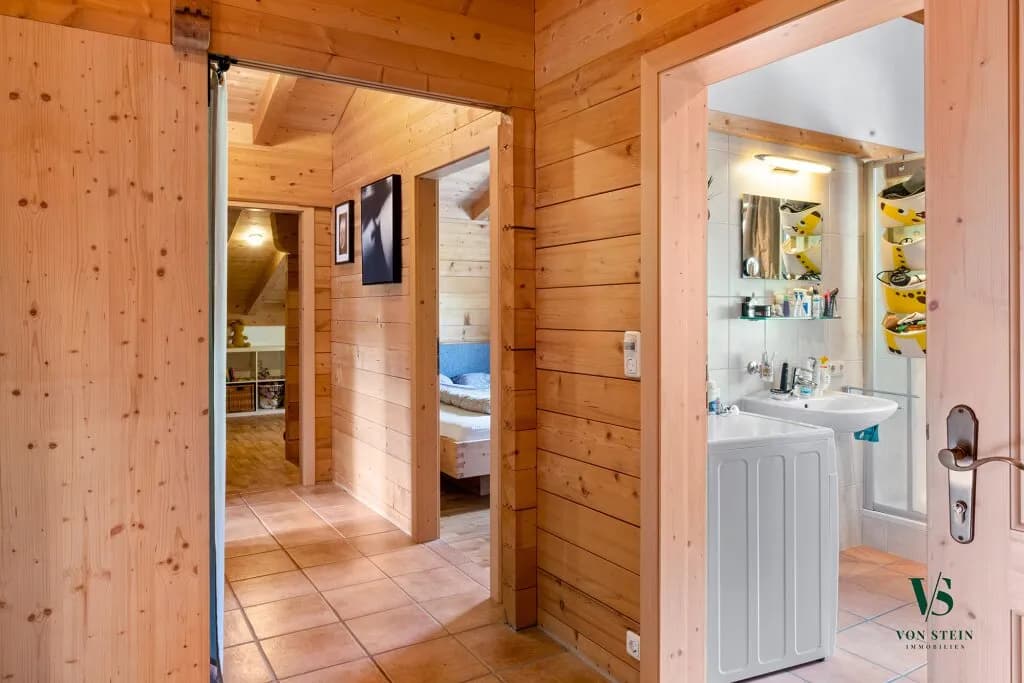 8-Zimmer-Haus kaufen in Kitzbühel – 240 m², € 1.390.000 – Bild 10 von 17