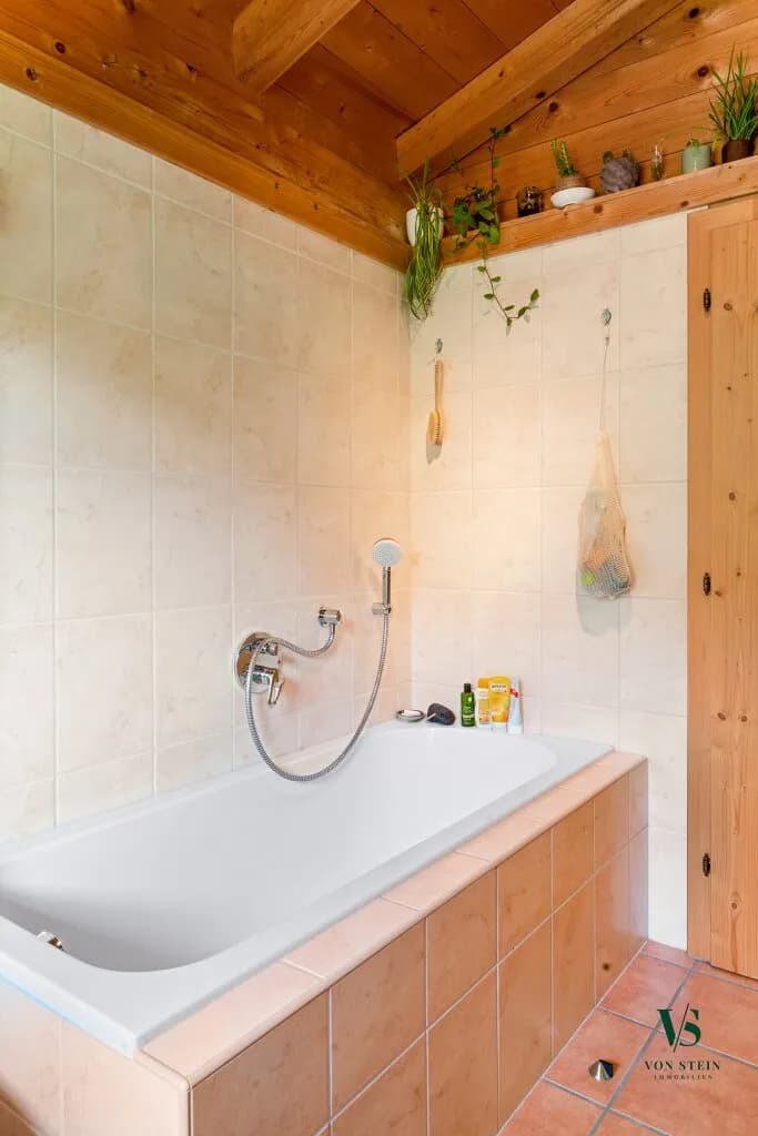 8-Zimmer-Haus kaufen in Kitzbühel – 240 m², € 1.390.000 – Bild 13 von 17