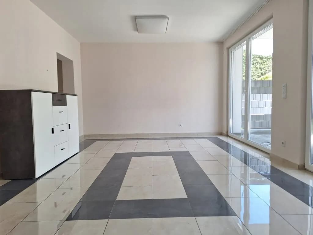4-Zimmer-Immobilie kaufen in Baden – 135,61 m², € 487.000 – Bild 2 von 12