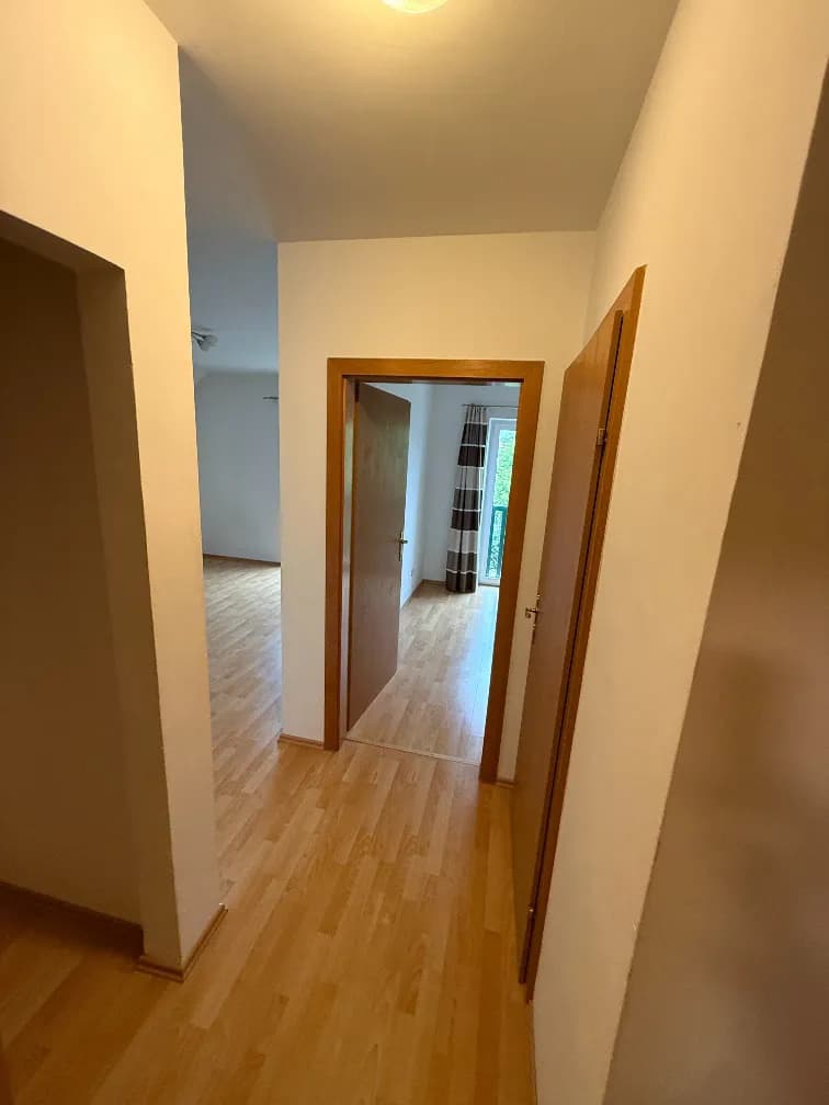 Wohnung mieten in Amstetten – 50 m², € 673 – Bild 1 von 5