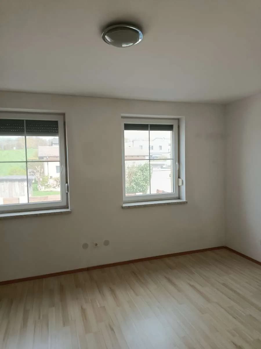 4-Zimmer-Haus mieten in Mistelbach – 130 m², € 1.690 – Bild 10 von 21