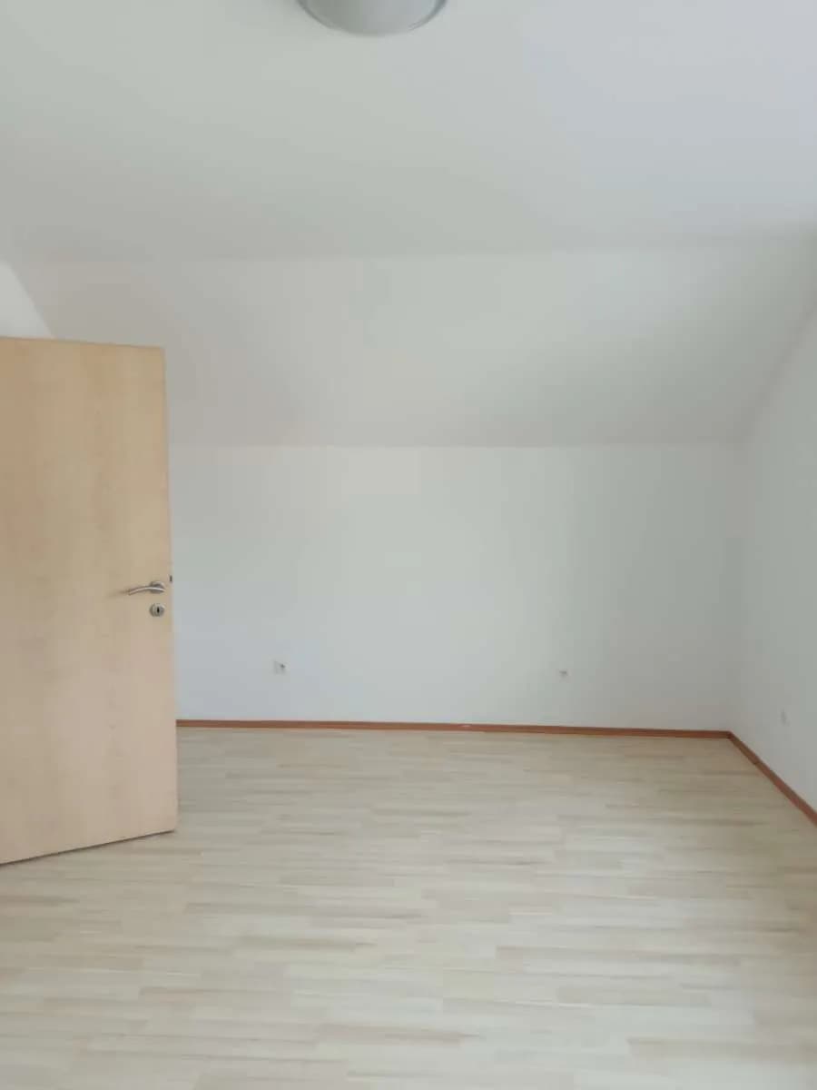 4-Zimmer-Haus mieten in Mistelbach – 130 m², € 1.690 – Bild 11 von 21