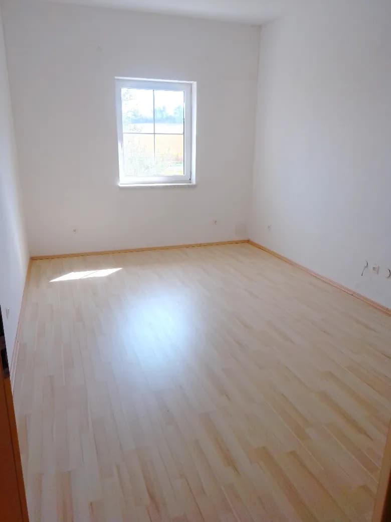 4-Zimmer-Haus mieten in Mistelbach – 130 m², € 1.510 – Bild 6 von 16