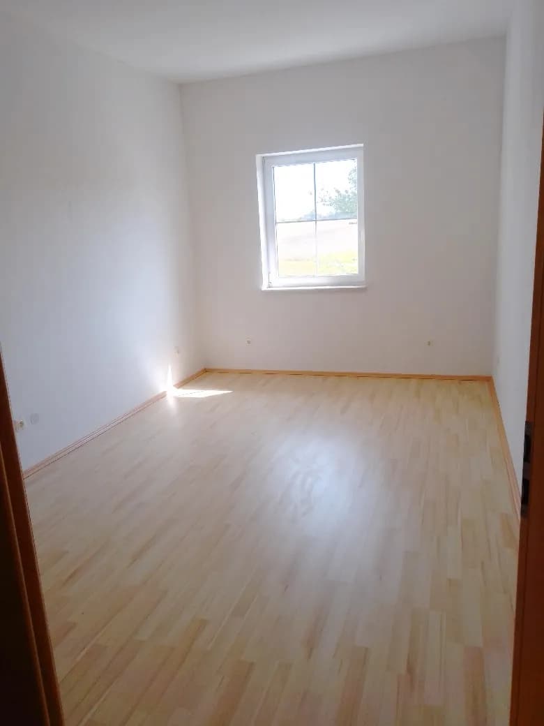 4-Zimmer-Haus mieten in Mistelbach – 130 m², € 1.510 – Bild 7 von 16