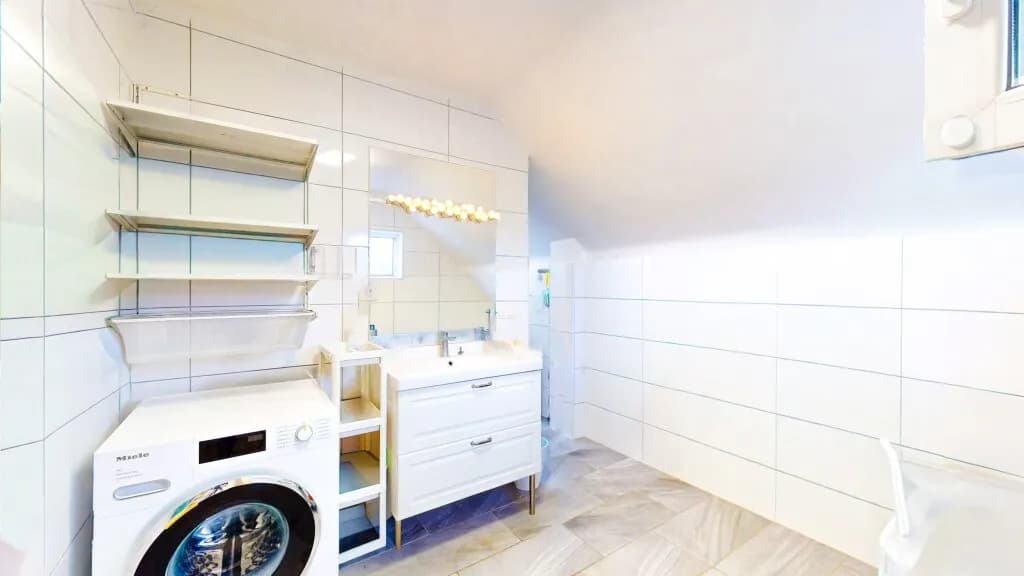 6-Zimmer-Haus kaufen in Klagenfurt – 145,1 m², € 539.000 – Bild 12 von 23