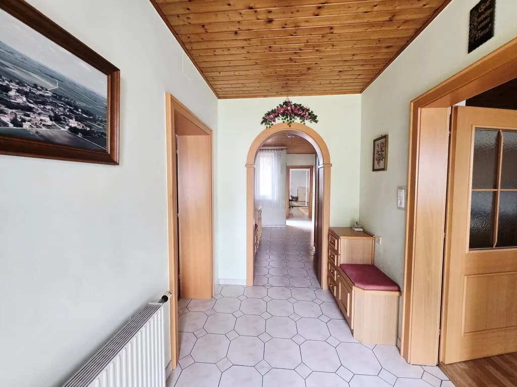 6-Zimmer-Gewerbeimmobilie kaufen in Hollabrunn – 169,22 m², € 499.000 – Bild 10 von 25