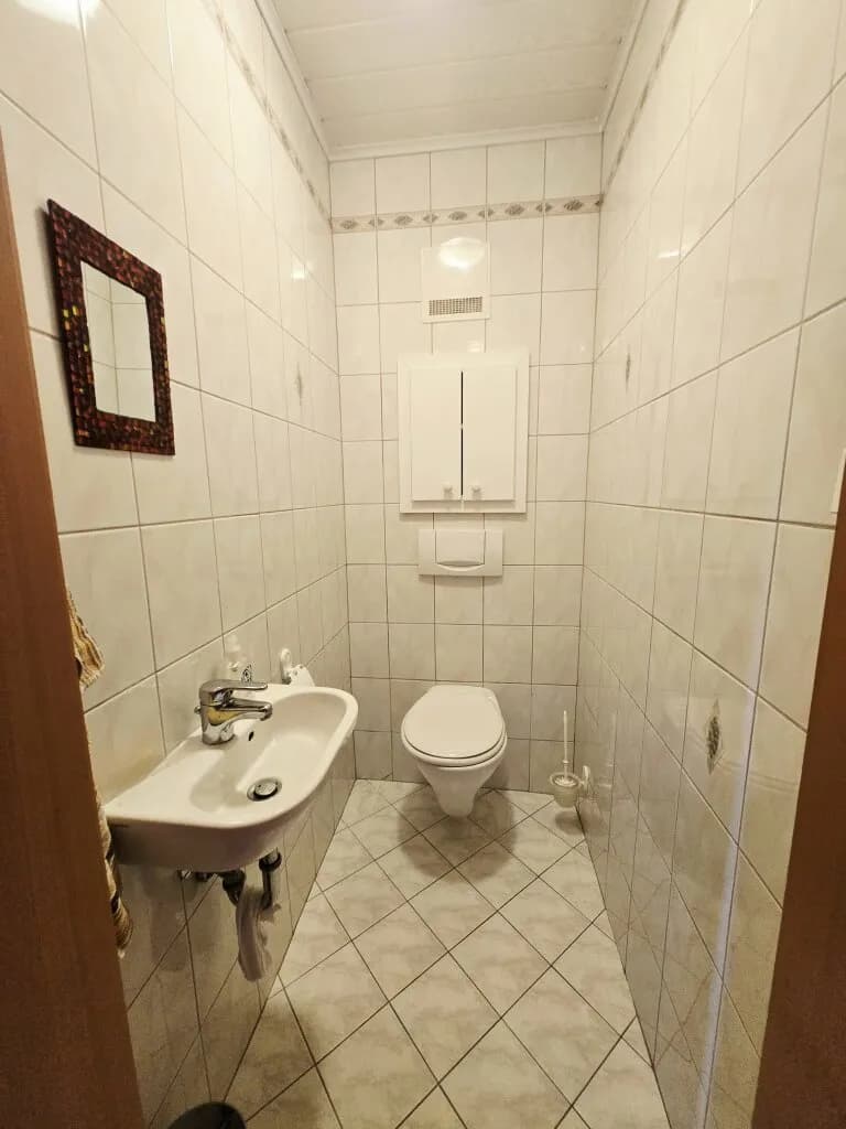 6-Zimmer-Gewerbeimmobilie kaufen in Hollabrunn – 169,22 m², € 499.000 – Bild 14 von 25