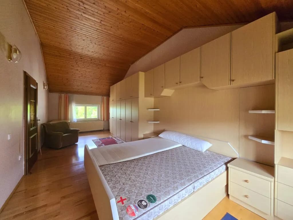 6-Zimmer-Gewerbeimmobilie kaufen in Hollabrunn – 169,22 m², € 499.000 – Bild 25 von 25