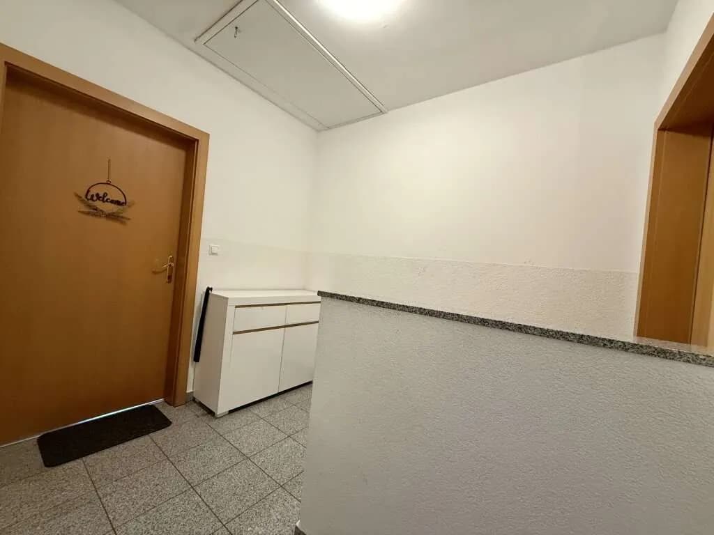 Gewerbeimmobilie kaufen in Vöcklabruck – 366 m², € 769.000 – Bild 17 von 21