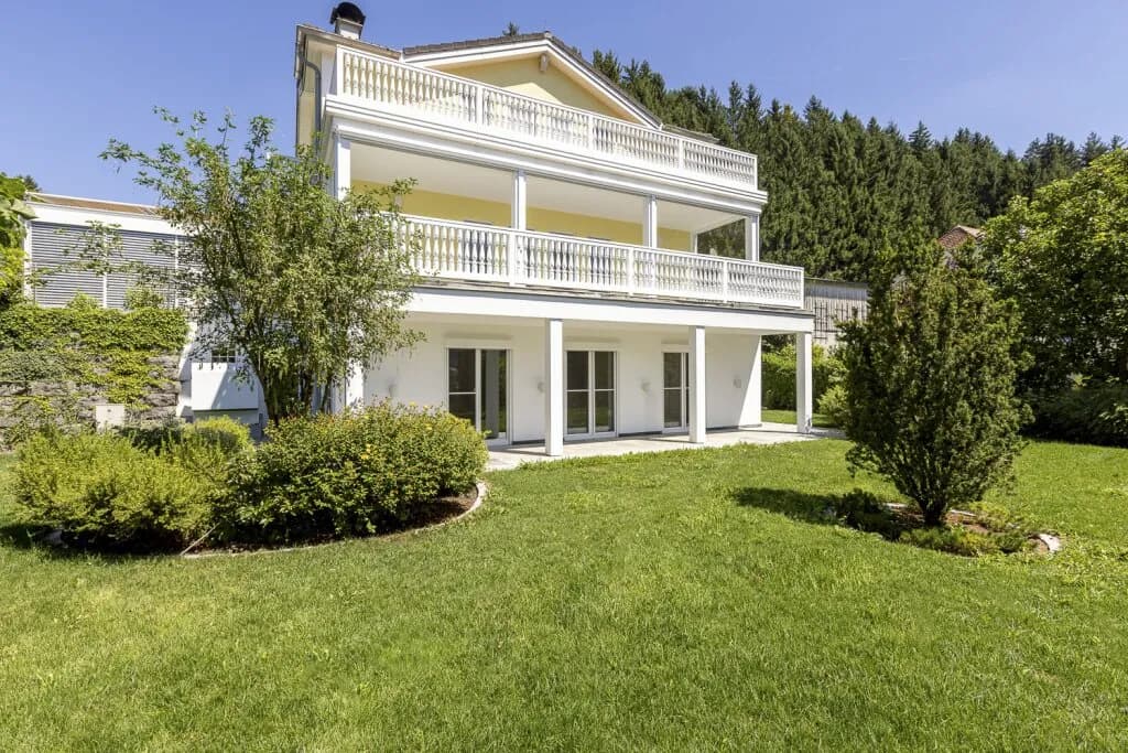 10-Zimmer-Immobilie kaufen in Vöcklabruck – 270 m², € 1.770.000 – Bild 2 von 34
