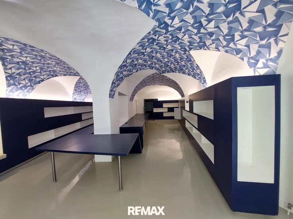 Gewerbeimmobilie mieten in Linz Land – 110 m², € 890