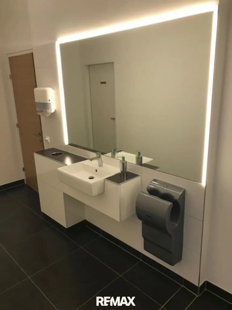3-Zimmer-Gewerbeimmobilie mieten in Linz Land – 100 m² – Bild 7 von 7