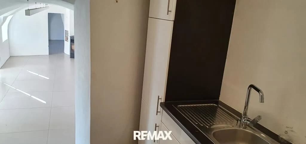 Gewerbeimmobilie mieten in Linz Land – 85 m², € 915 – Bild 9 von 12
