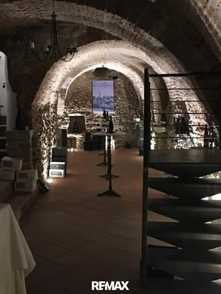 Gewerbeimmobilie mieten in Linz Land – 85 m², € 915 – Bild 10 von 12