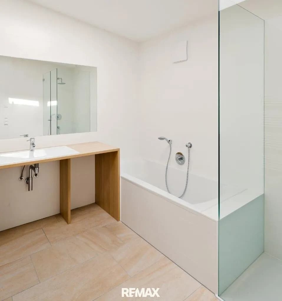 Gewerbeimmobilie kaufen in Linz Land – 1 350 m² – Bild 10 von 29