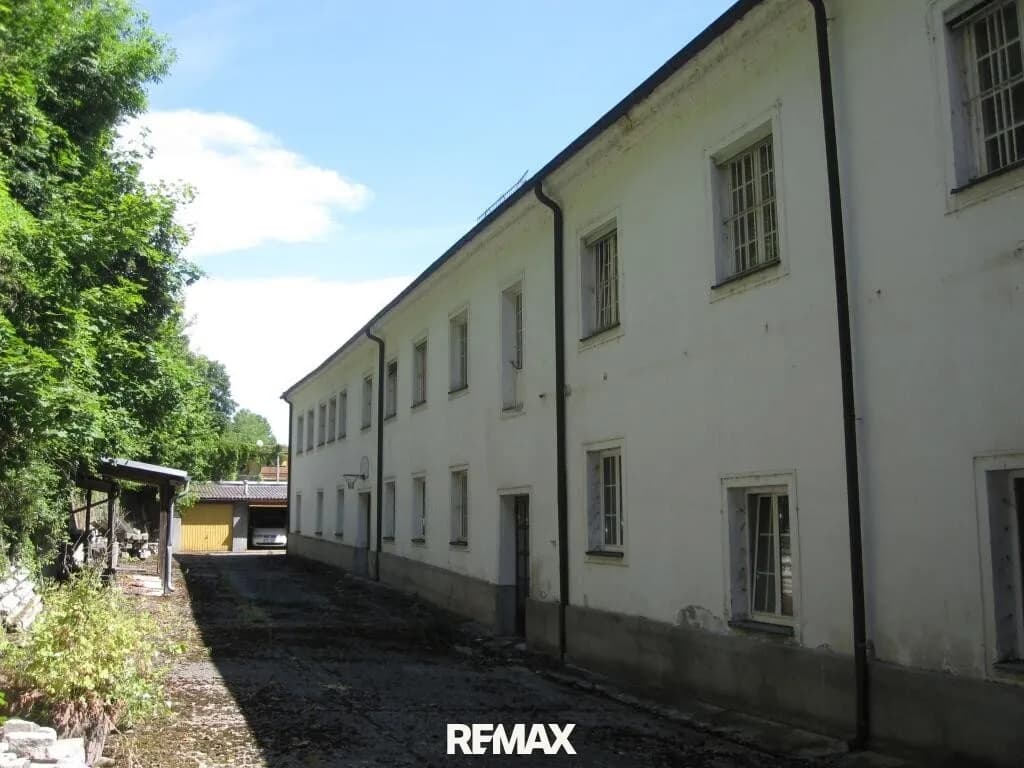 Gewerbeimmobilie mieten in Linz Land – 230 m²