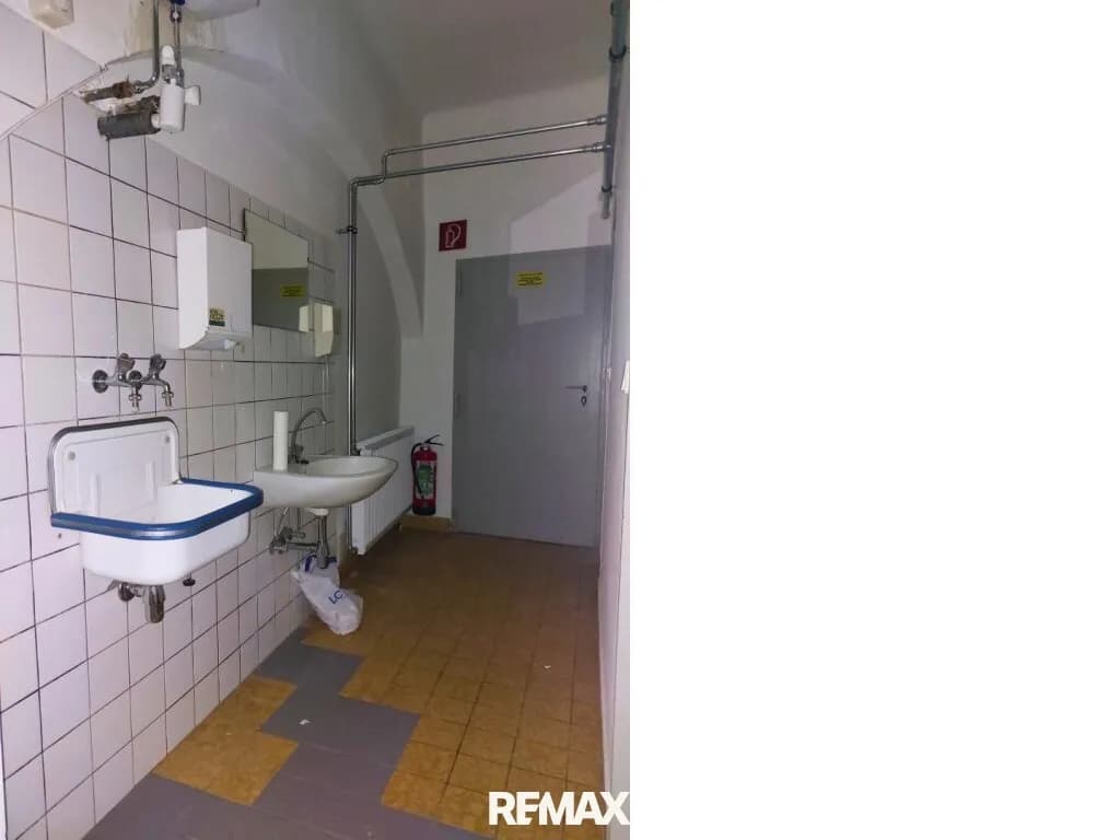 Gewerbeimmobilie mieten in Linz Land – 429 m² – Bild 8 von 8
