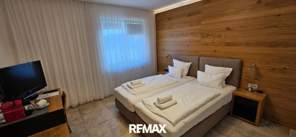 Gewerbeimmobilie kaufen in Linz Land – 2 219 m² – Bild 8 von 9