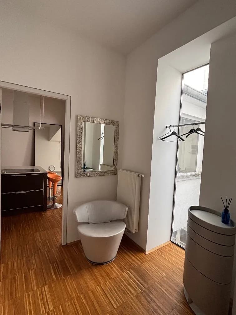 Wohnung mieten in Wien – 108 m², € 2.200 – Bild 2 von 13