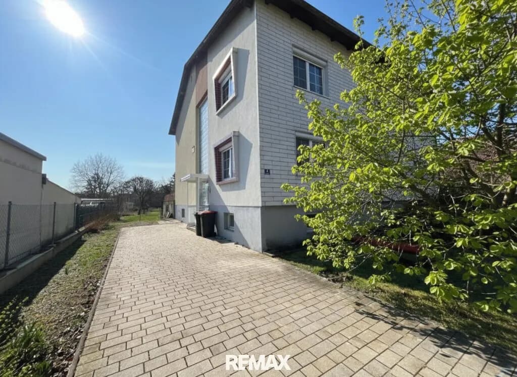 8-Zimmer-Haus kaufen in Oberpullendorf – 243 m², € 235.000
