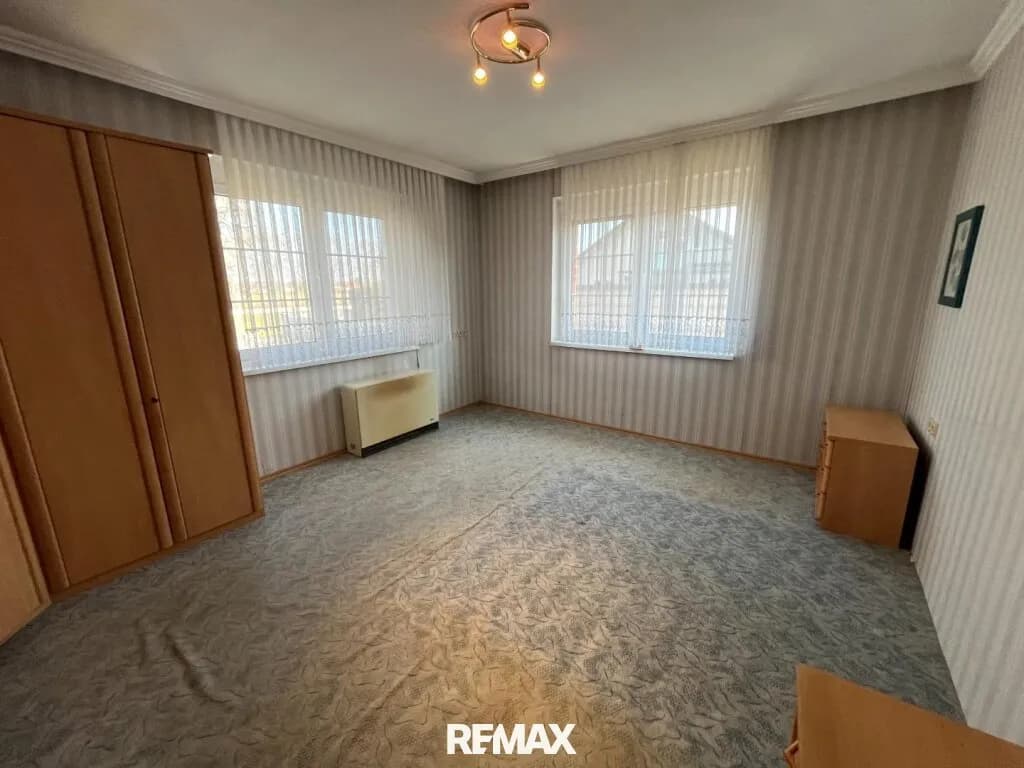 8-Zimmer-Haus kaufen in Oberpullendorf – 243 m², € 235.000 – Bild 4 von 41