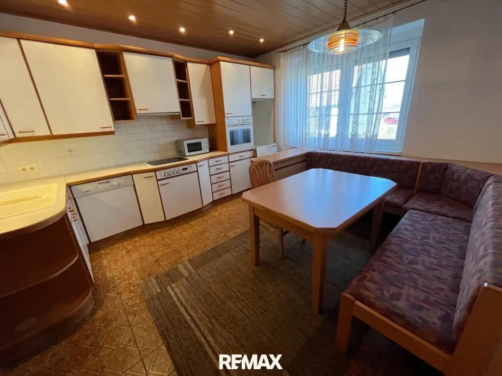 8-Zimmer-Haus kaufen in Oberpullendorf – 243 m², € 235.000 – Bild 5 von 41