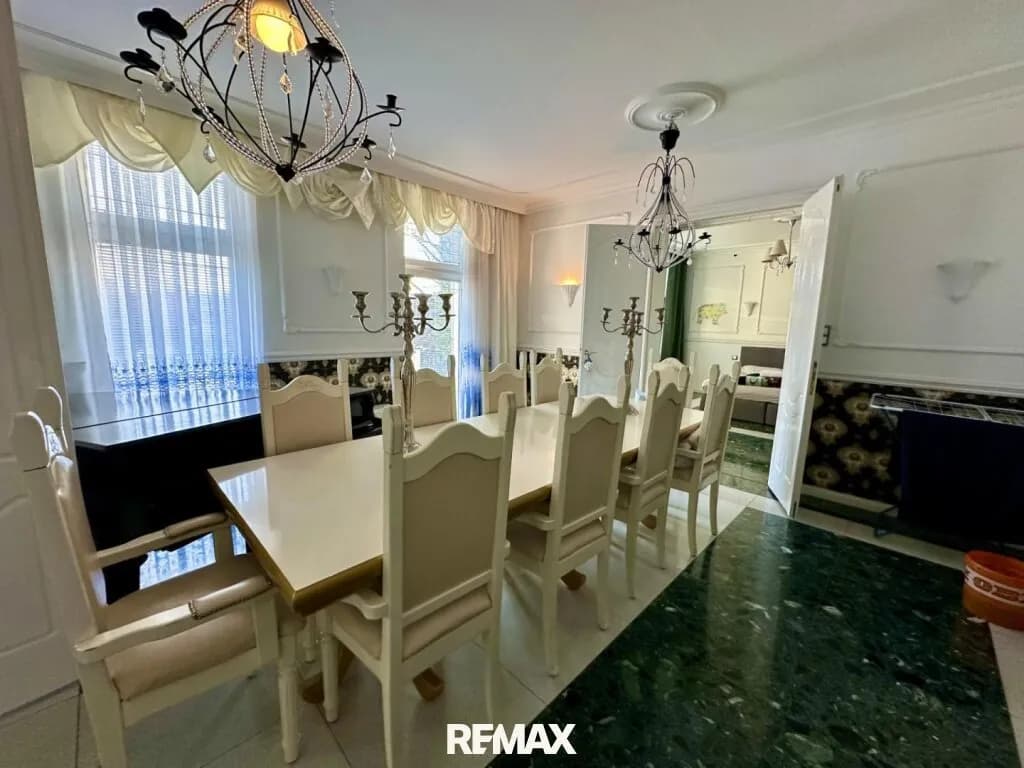 7-Zimmer-Haus mieten in Wien – 294 m², € 4.900 – Bild 5 von 16