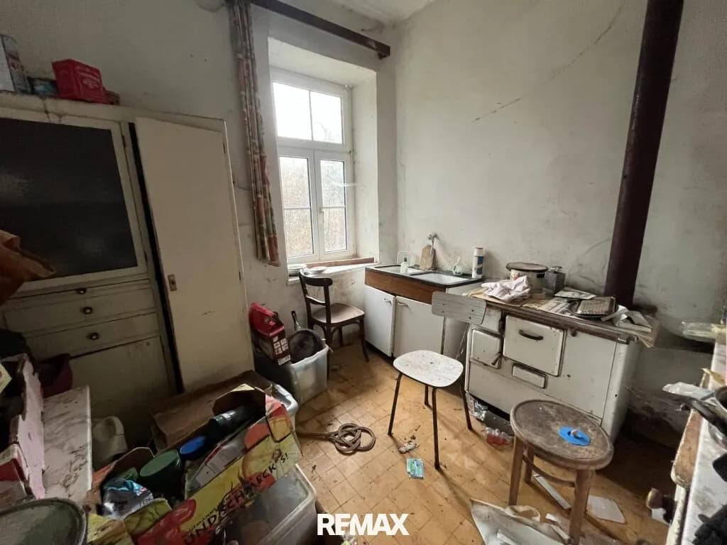 Haus kaufen in Neunkirchen – 180 m², € 199.000 – Bild 6 von 12