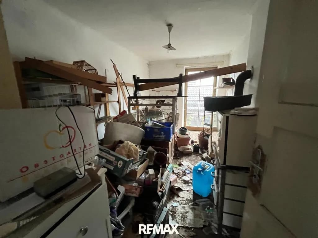 Haus kaufen in Neunkirchen – 180 m², € 199.000 – Bild 9 von 12