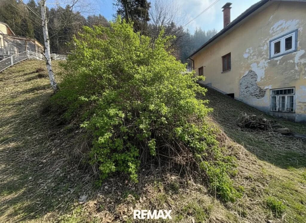 9-Zimmer-Haus kaufen in Neunkirchen – 268 m², € 249.000 – Bild 17 von 27