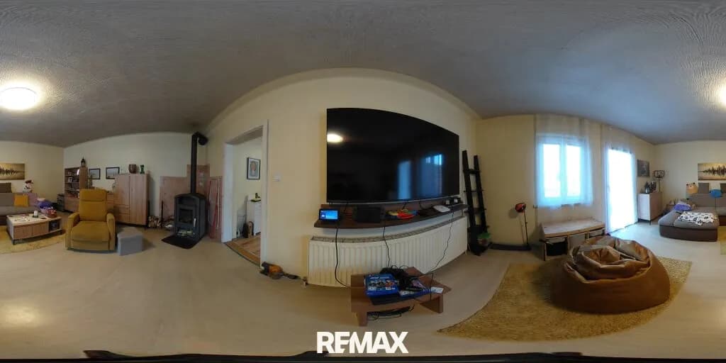 9-Zimmer-Haus kaufen in Neunkirchen – 268 m², € 249.000 – Bild 24 von 27