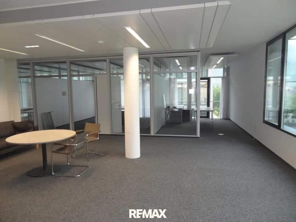 Gewerbeimmobilie mieten in Innsbruck-Land – 453 m² – Bild 2 von 3