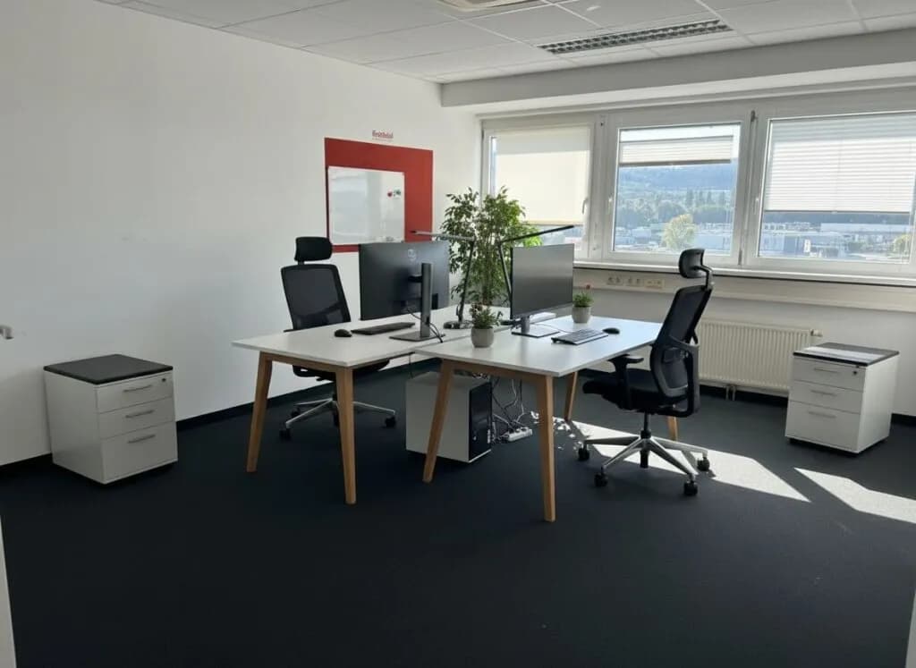 6-Zimmer-Gewerbeimmobilie mieten in Mödling – 210 m², € 2.643 – Bild 1 von 13