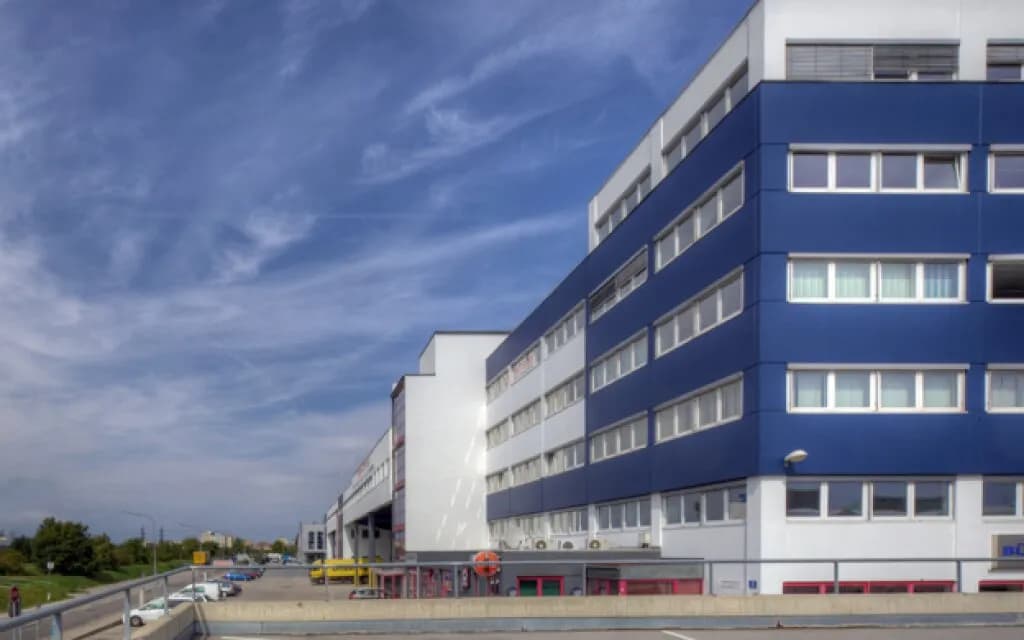 6-Zimmer-Gewerbeimmobilie mieten in Mödling – 210 m², € 2.643 – Bild 10 von 13
